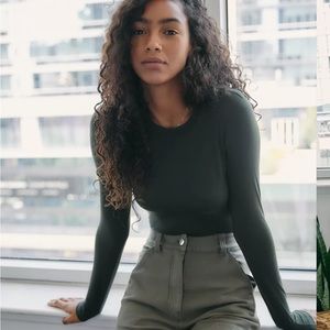 *NWT* Aritzia Wilfred Free Somer Bodysuit in Light Pink. Size S.